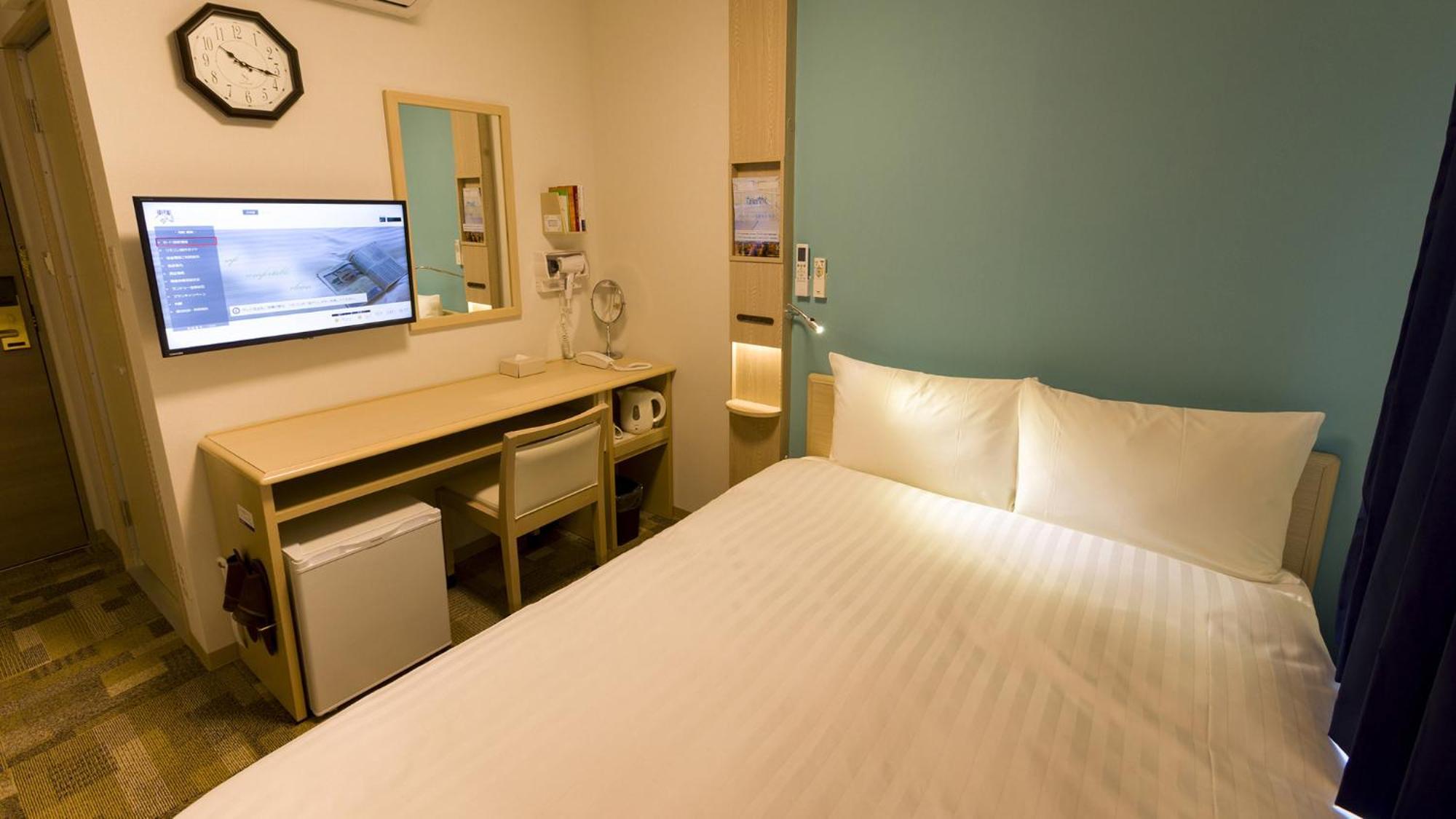Toyoko Inn Oyama-Eki Higashi-Guchi No.2 Ояма Стая снимка